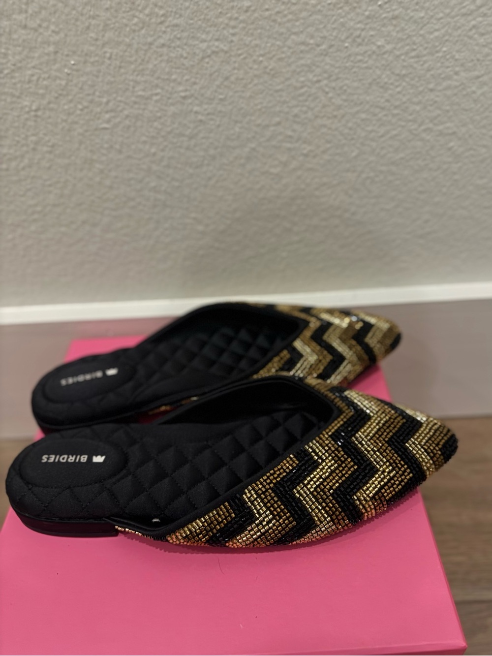 Birdies Black & Gold Embellished Pointed-Toe Flats - Size 6.5 - Picture 2 of 3